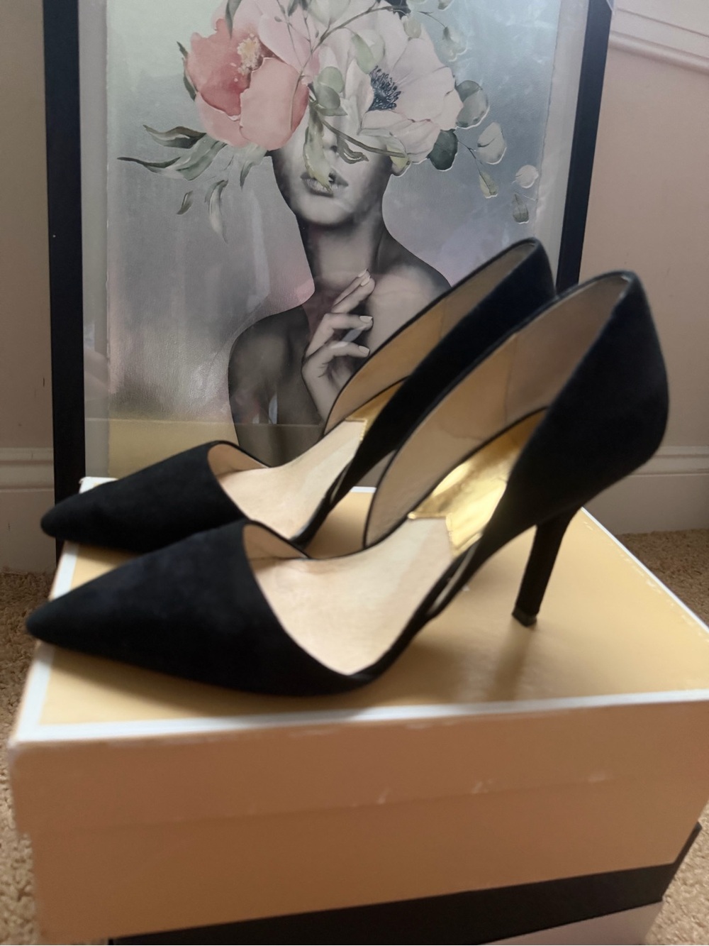 Michael Kors Julieta Pump Black Suede Gold Accent size 7